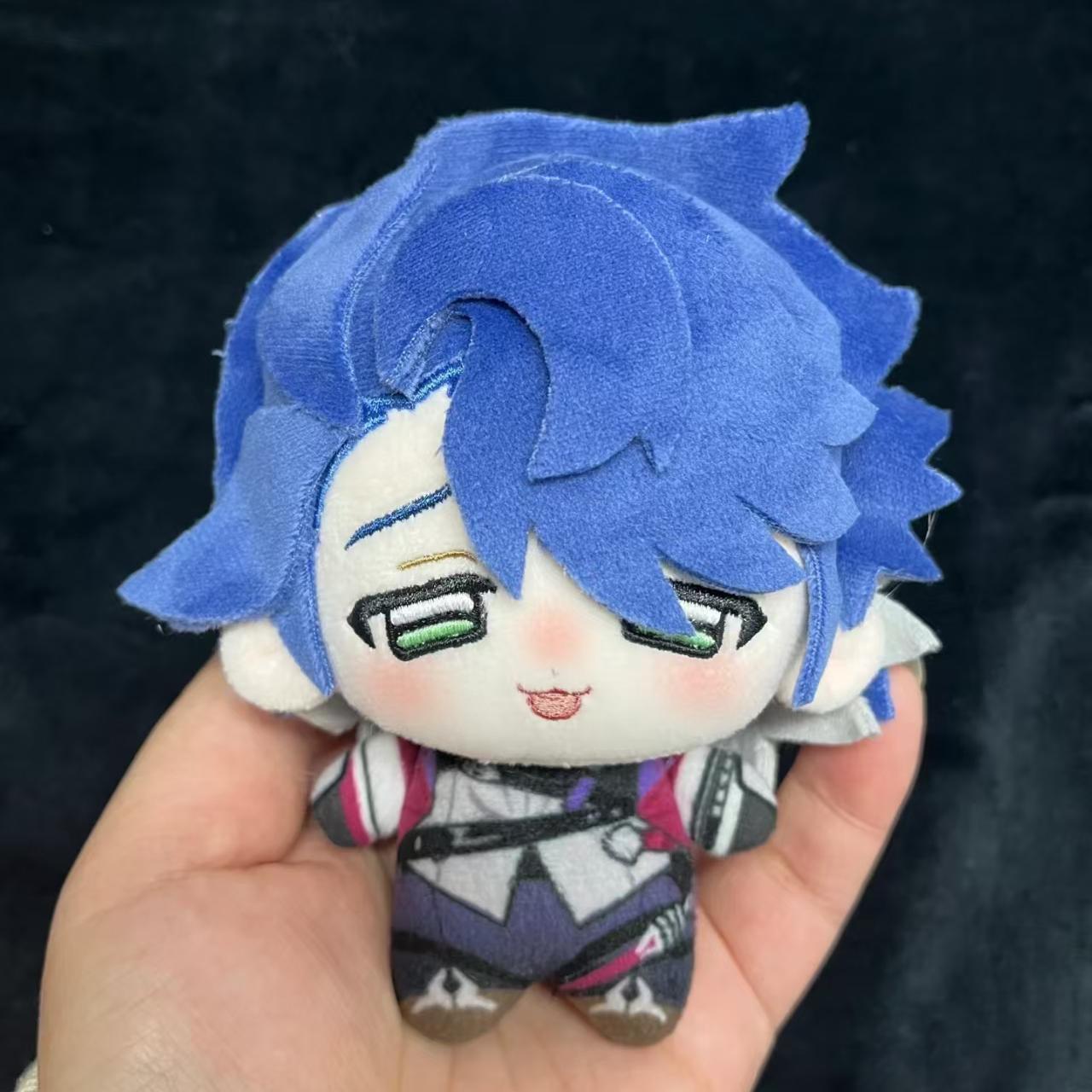 Peluche de 10 cm del personaje - Anime Cosplay Events reseña y precio